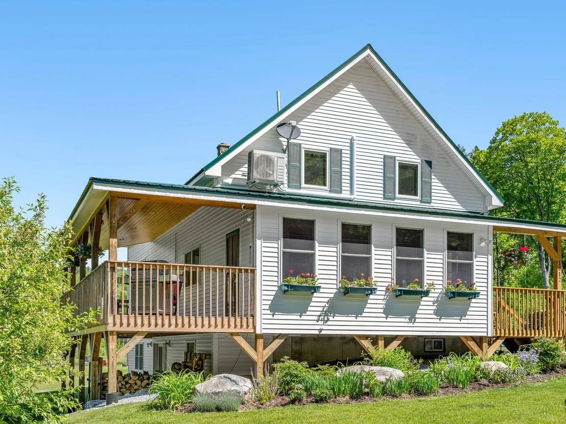 Photo of 1012 Branch Brook