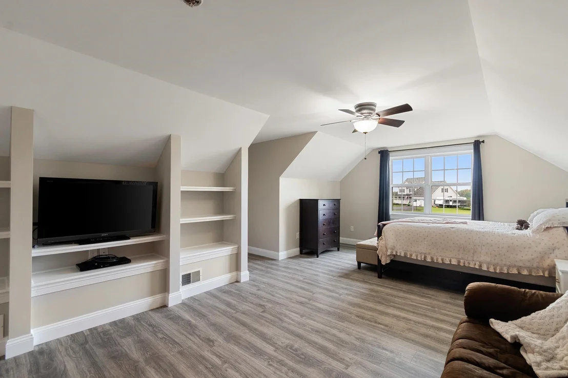 Photo of 8 Meadow View