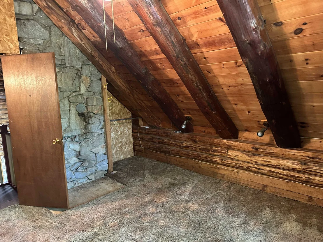 Photo of 220 Monadnock
