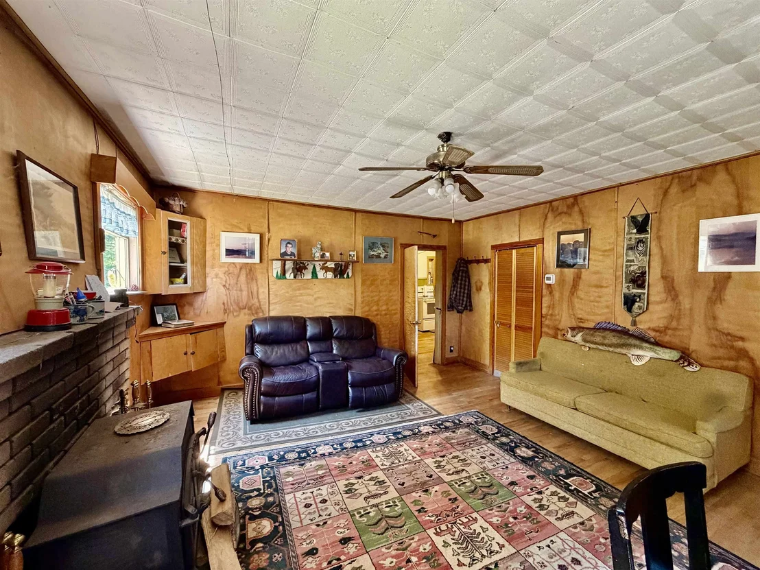 Photo of 263 Cedar Pond