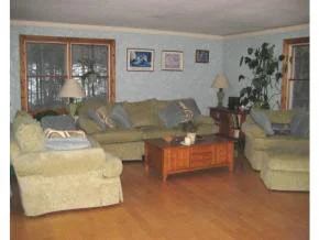 Photo of 27 Redstone