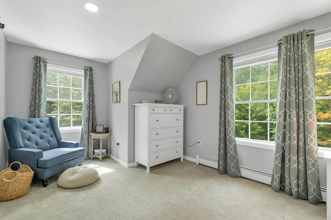 Photo of 73 Stevens Hill