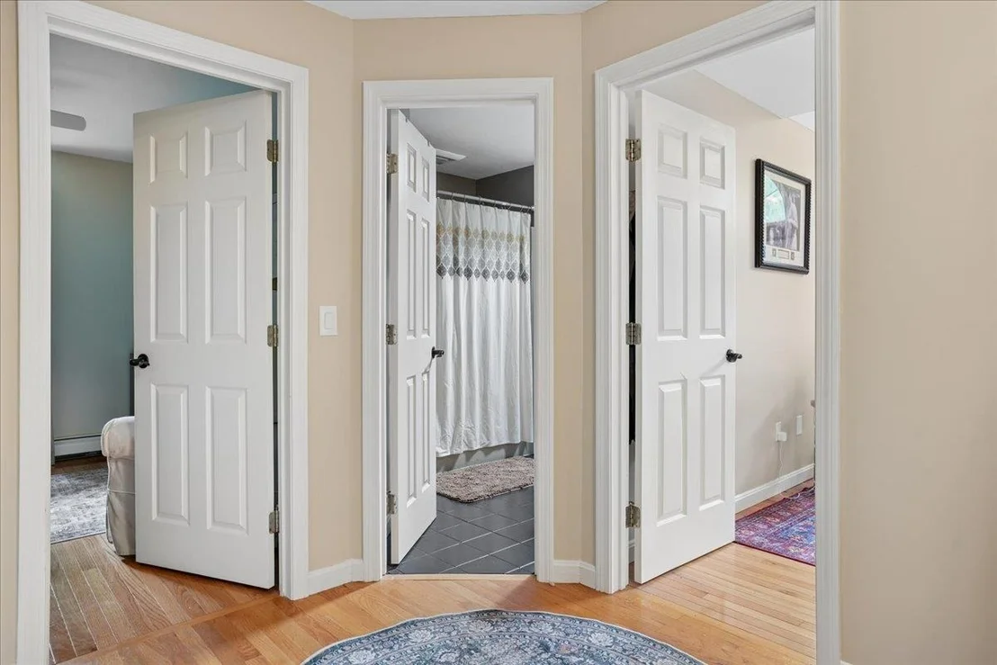 Photo of 72 Oakmont