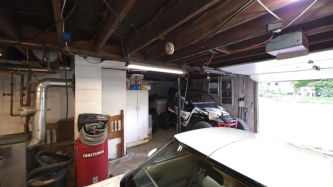 Photo of 11 Charron
