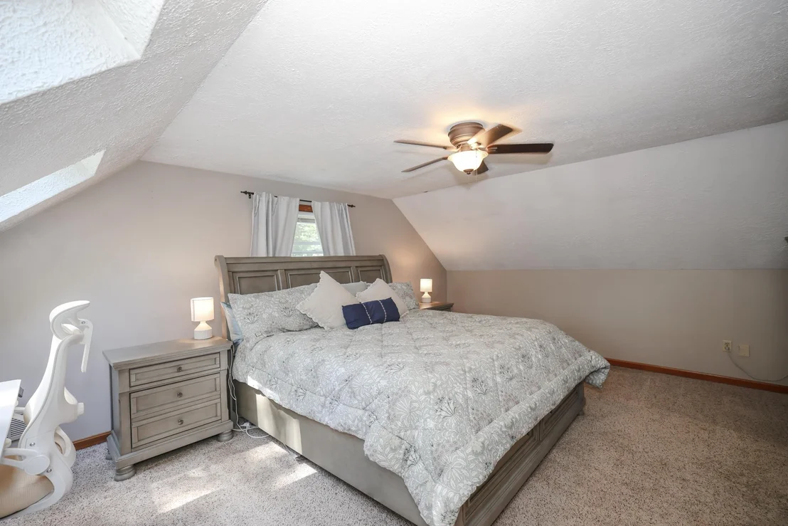 Photo of 285 Colby