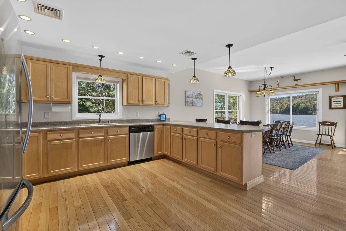 Photo of 536 Whitney
