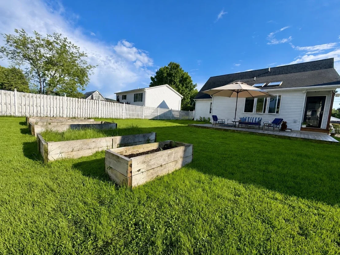 Photo of 23 Guyette