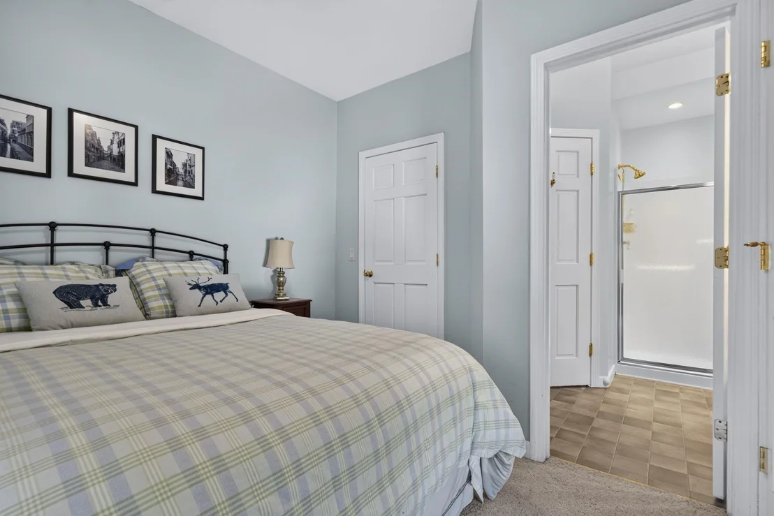 Photo of 536 Whitney