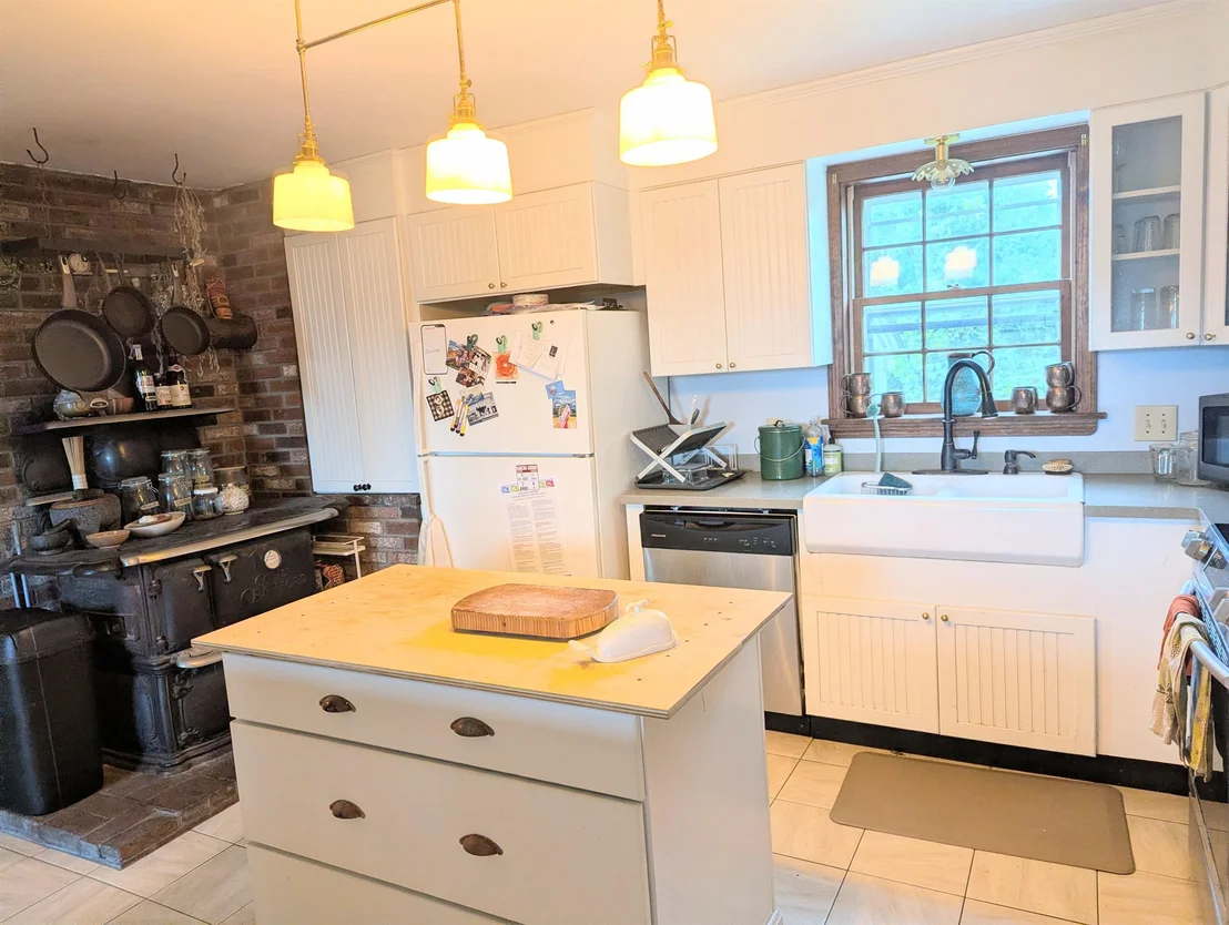 Photo of 3954 West Barnet