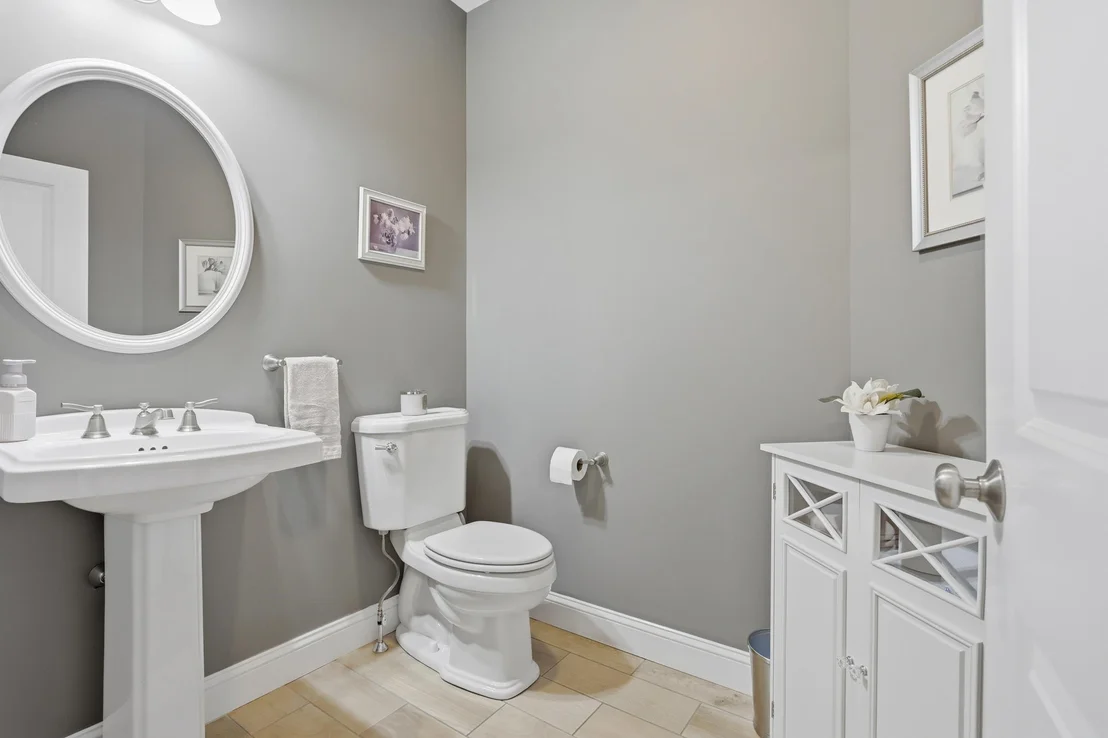Photo of 28 Lamplighter