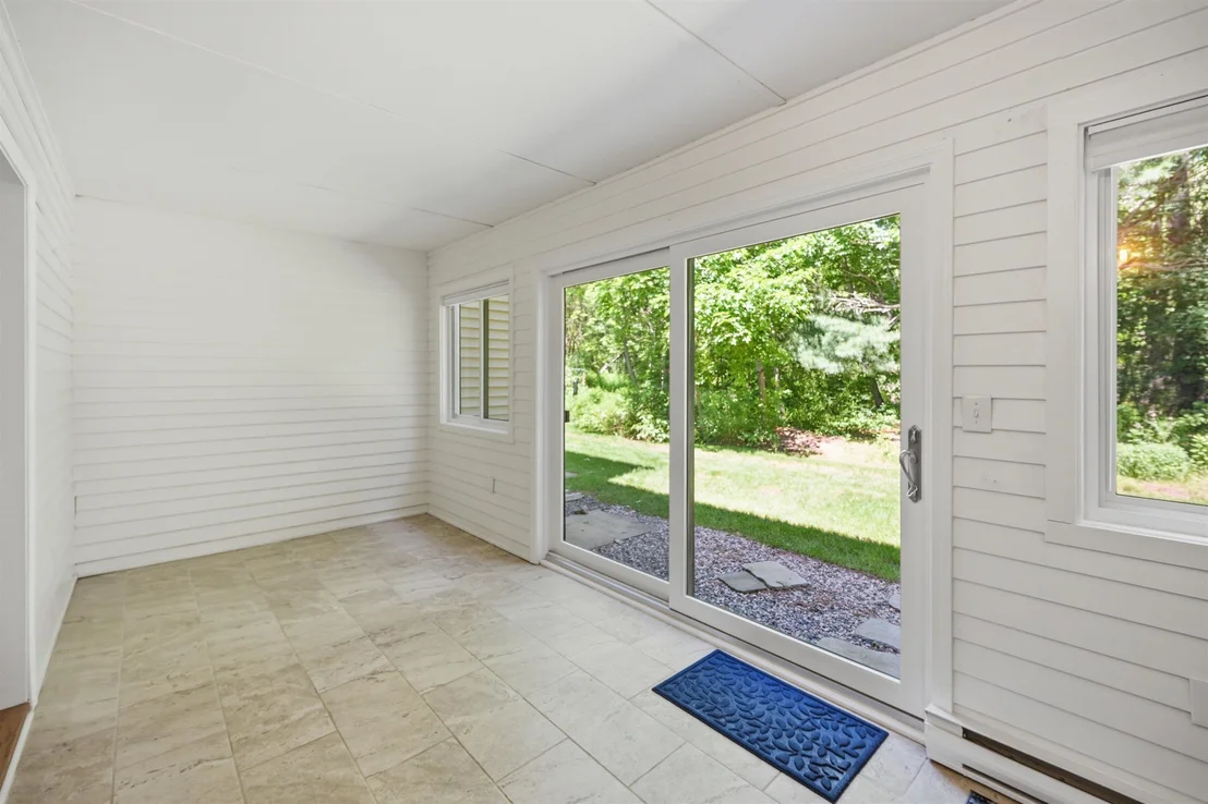 Photo of 10 Hampton Towne