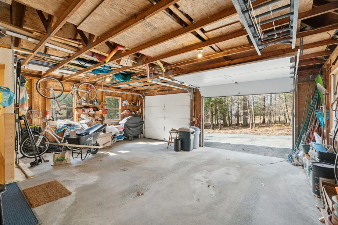 Photo of 455 Hawk Pine