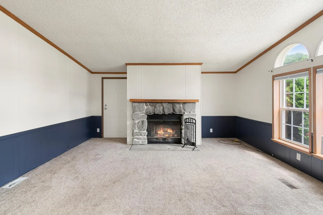 Photo of 425 Mountain View