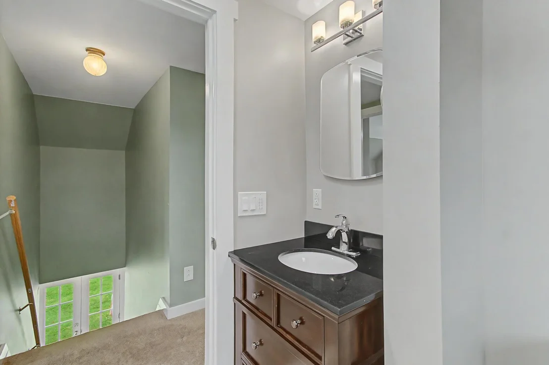 Photo of 4282 Randolph
