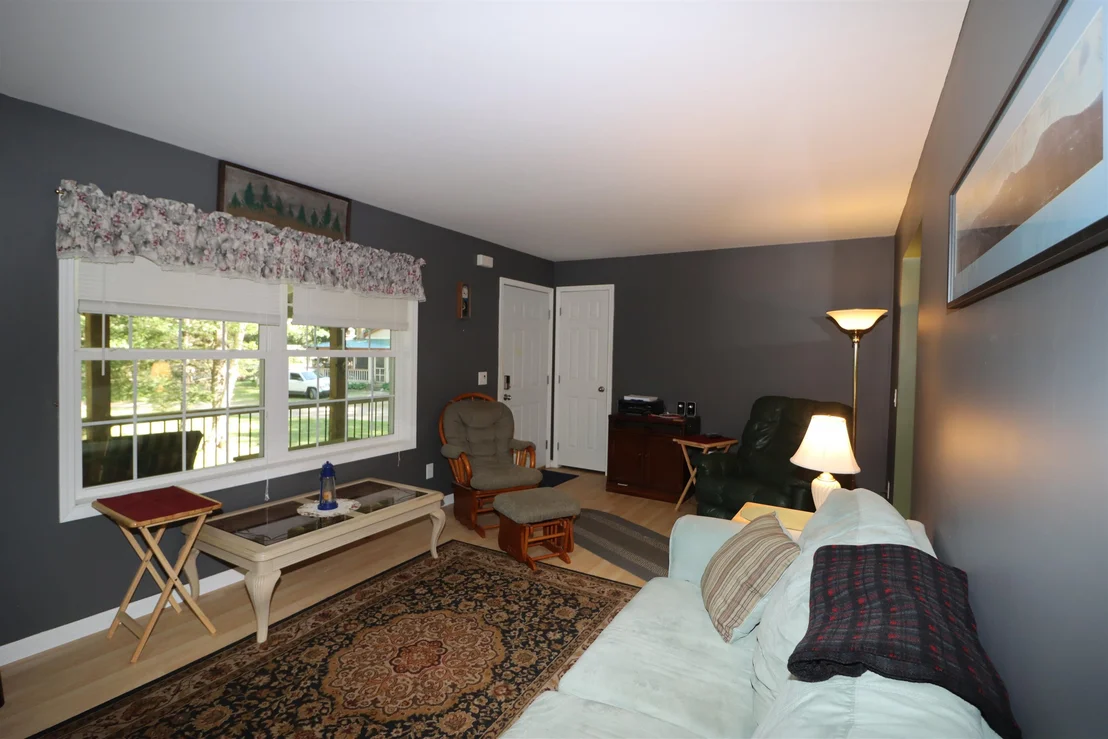 Photo of 461 Jericho