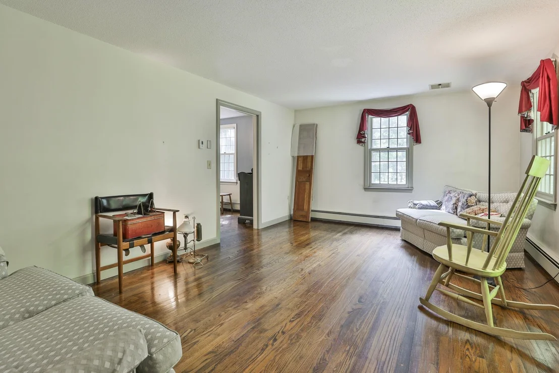 Photo of 56 Buttonwood