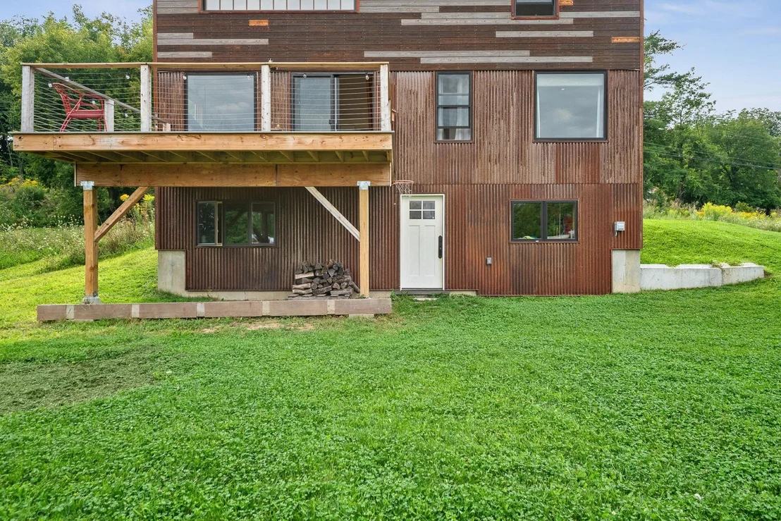 Photo of 2944 Shellhouse Mountain