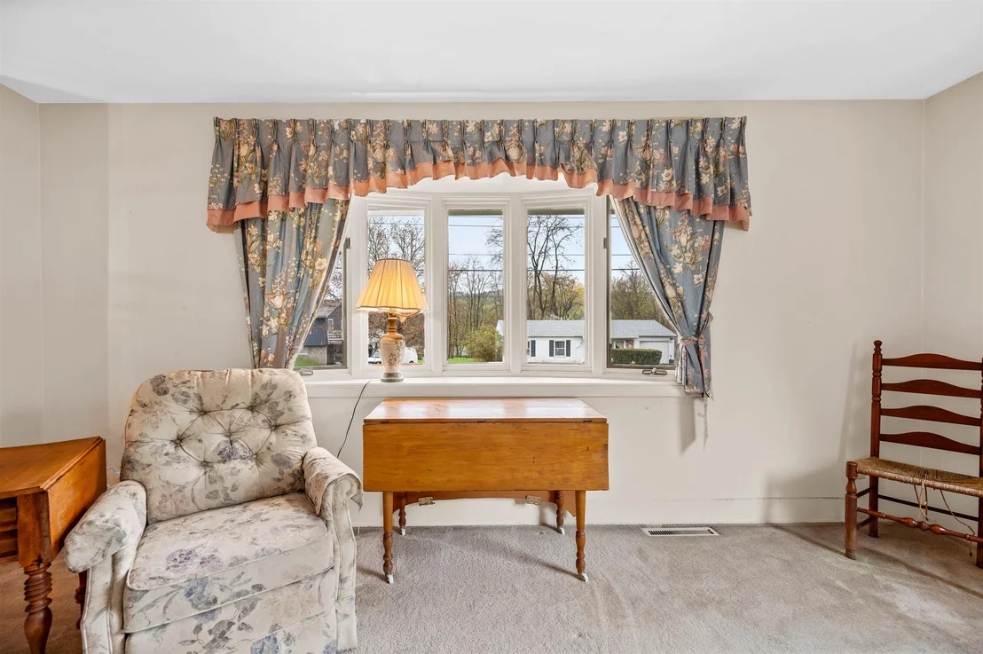Photo of 11 Ledge