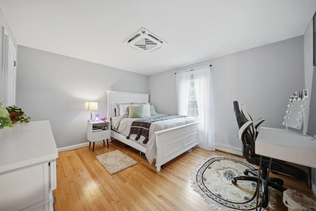 Photo of 17 Laurel