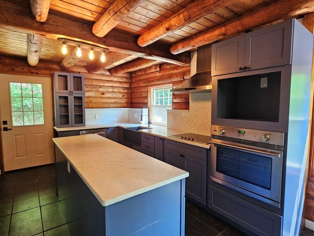 Photo of 423 Old Walpole