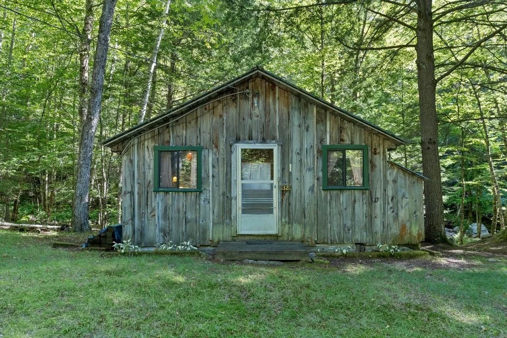 Photo of 32 Johnson Brook