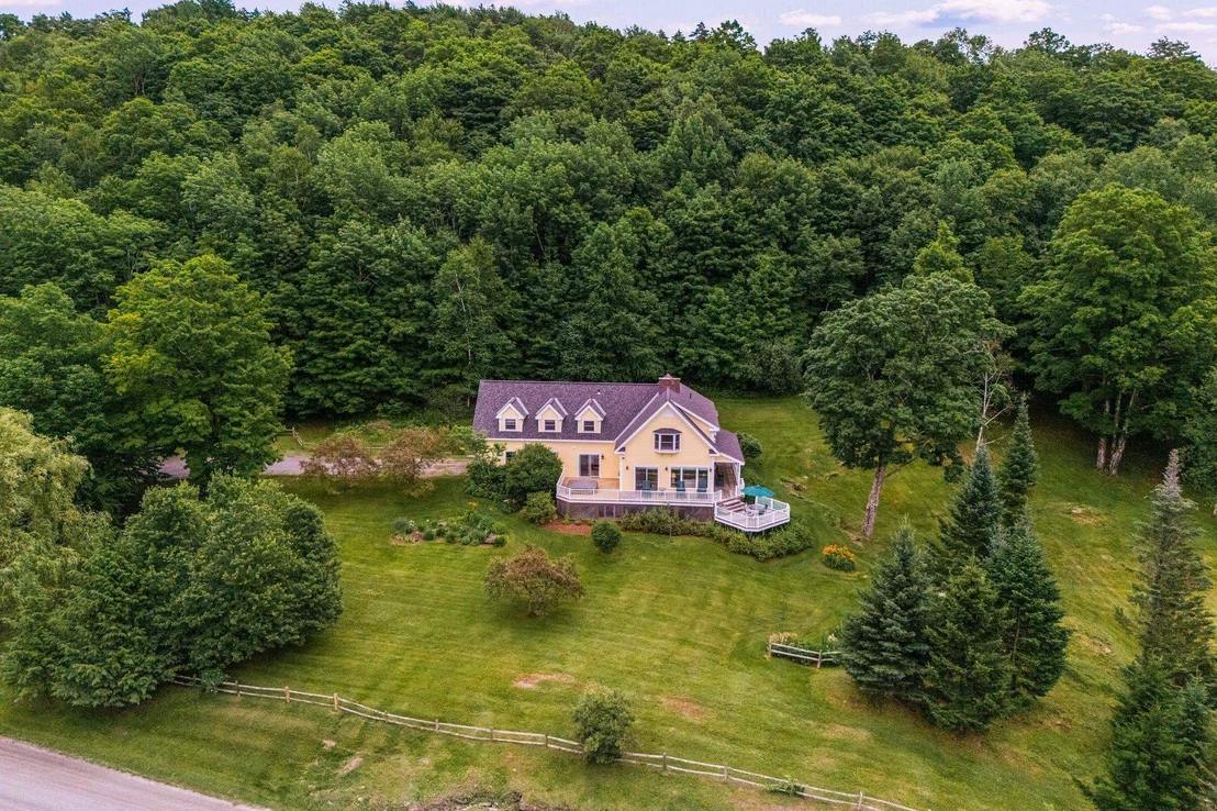Photo of 600 Taber Ridge