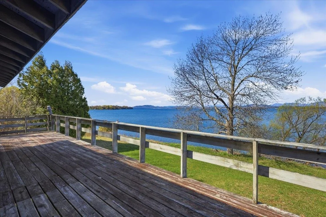 Photo of 481 Hills Point