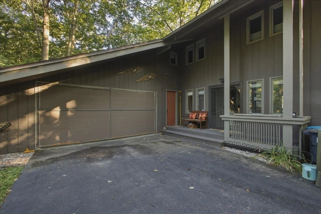 Photo of 243 Biscayne