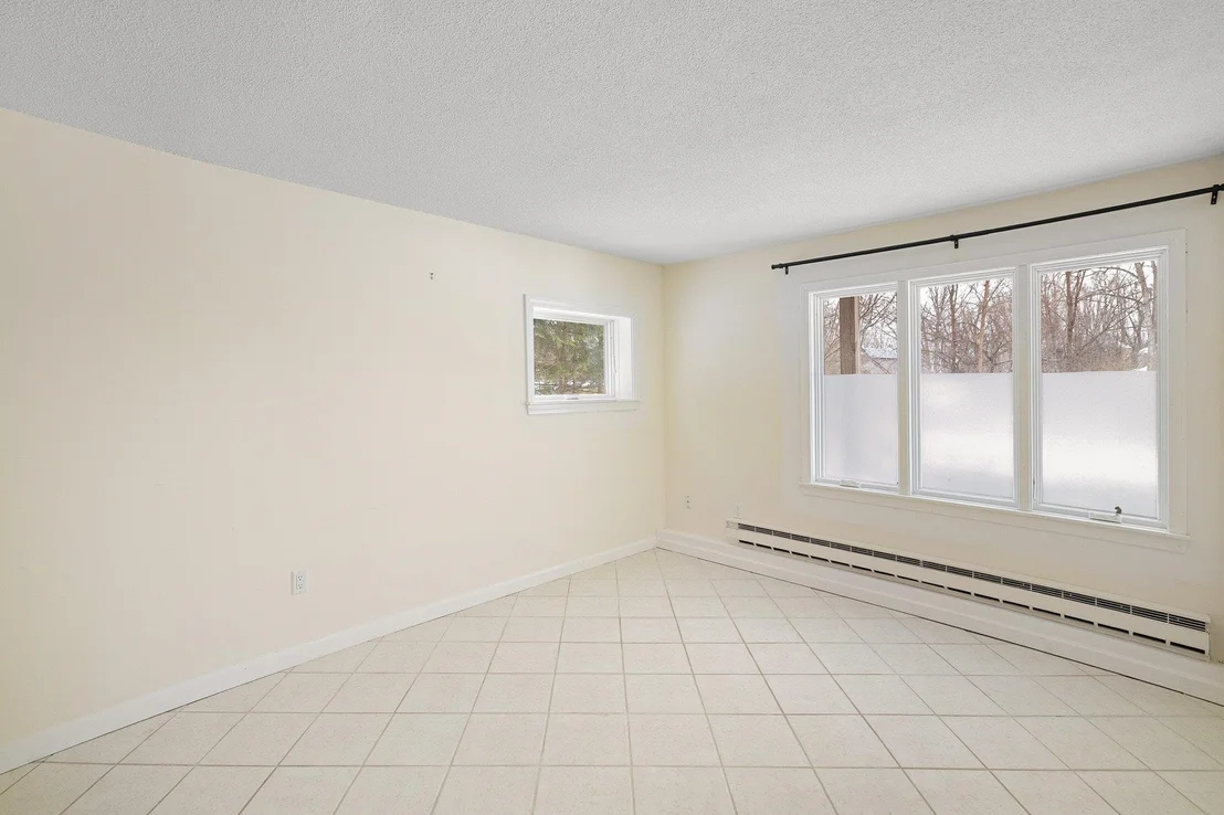 Photo of 4210 Harbor