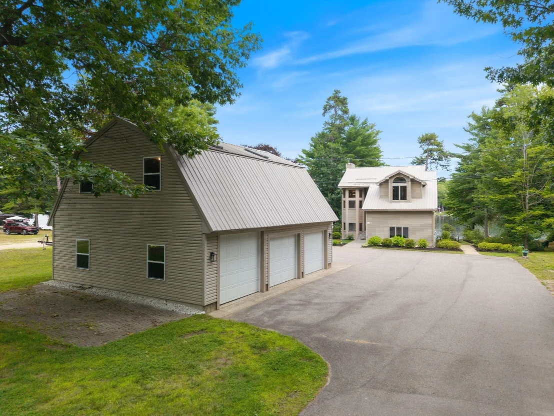 Photo of 22 Lakeside
