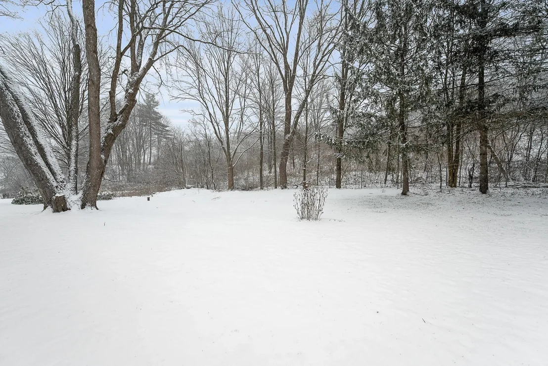 Photo of 1450 US Route 2