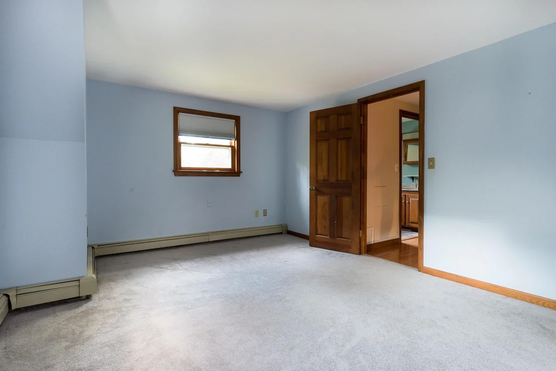 Photo of 70 Old Jaffrey