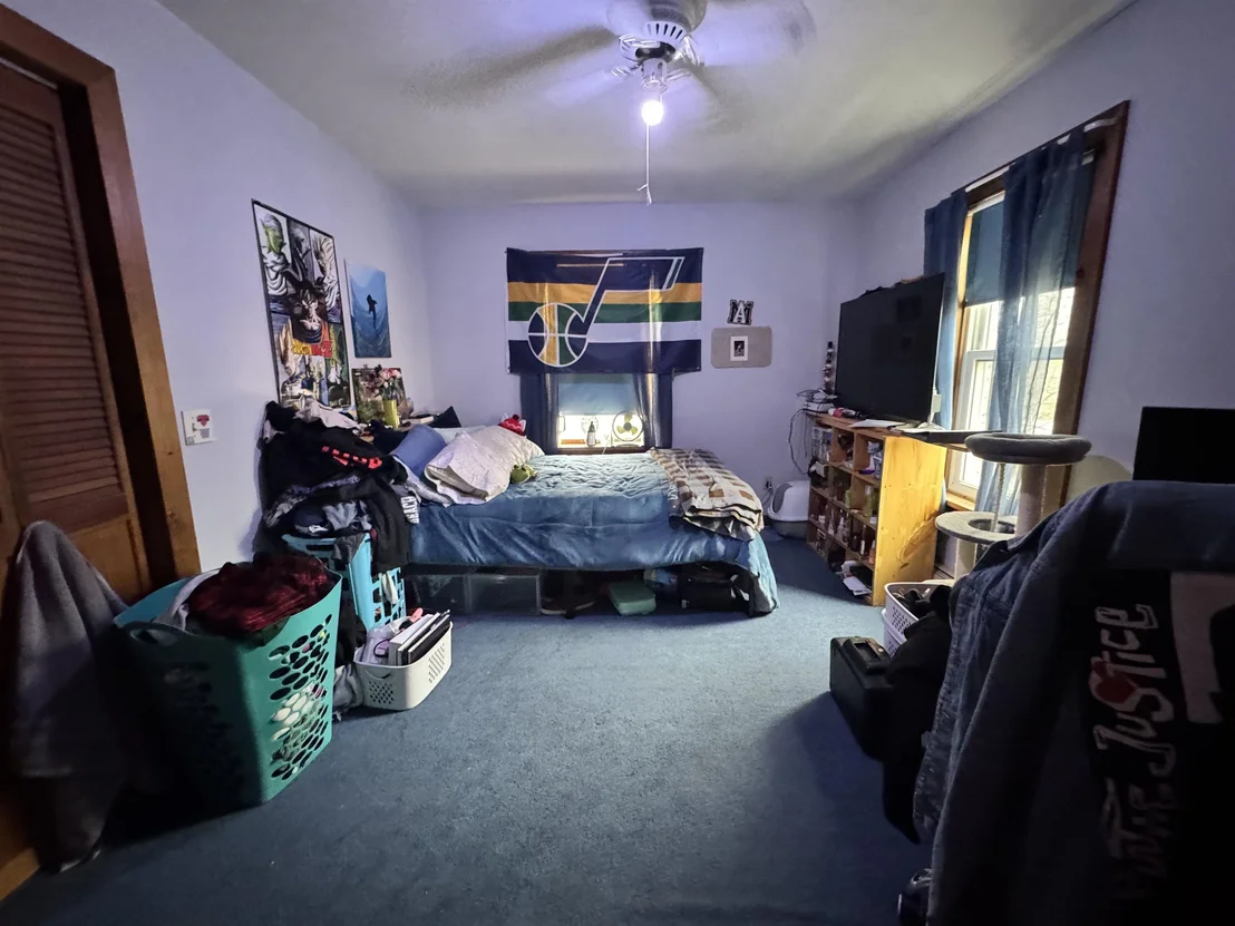 Photo of 64 Taylor