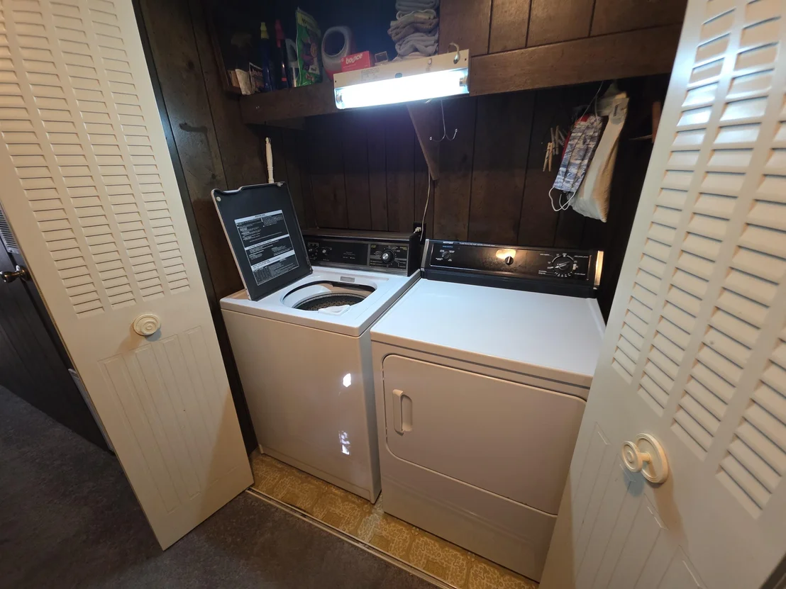 Photo of 672 Giddings