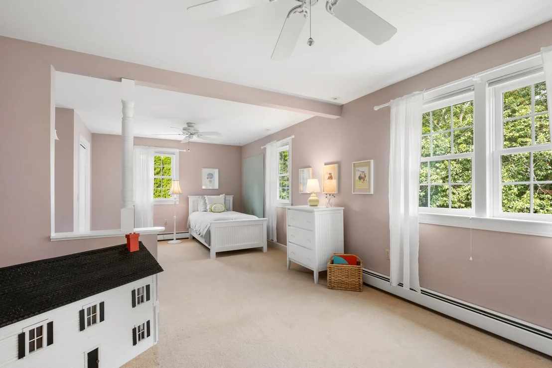 Photo of 4 Berry Hill
