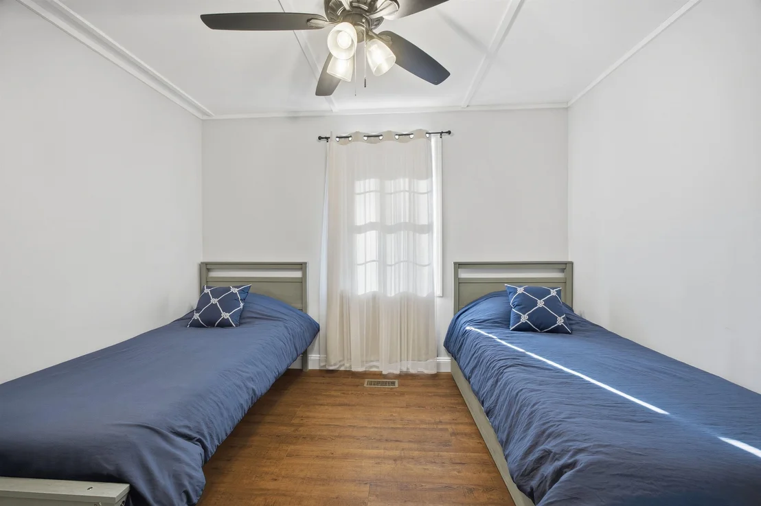 Photo of 61 Crescent