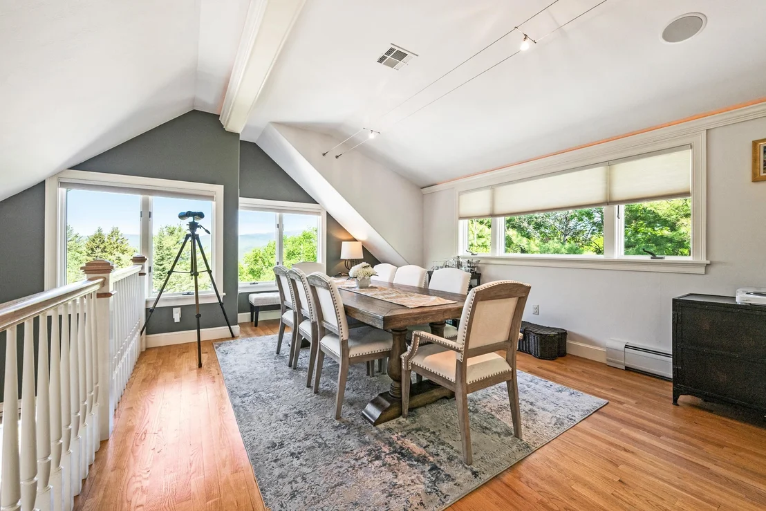 Photo of 11 Vista