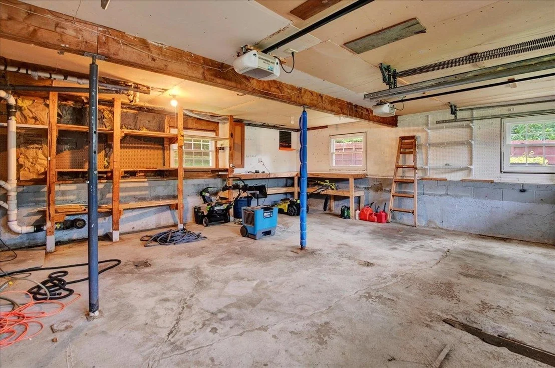 Photo of 9 Griswold