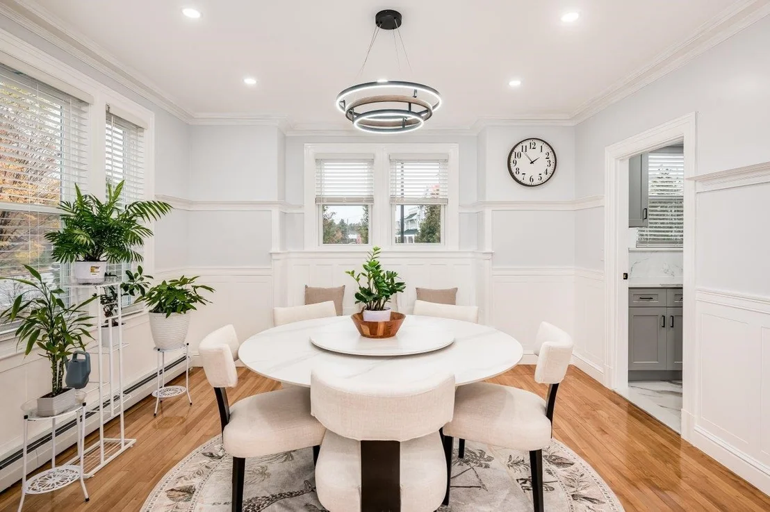 Photo of 815 Central