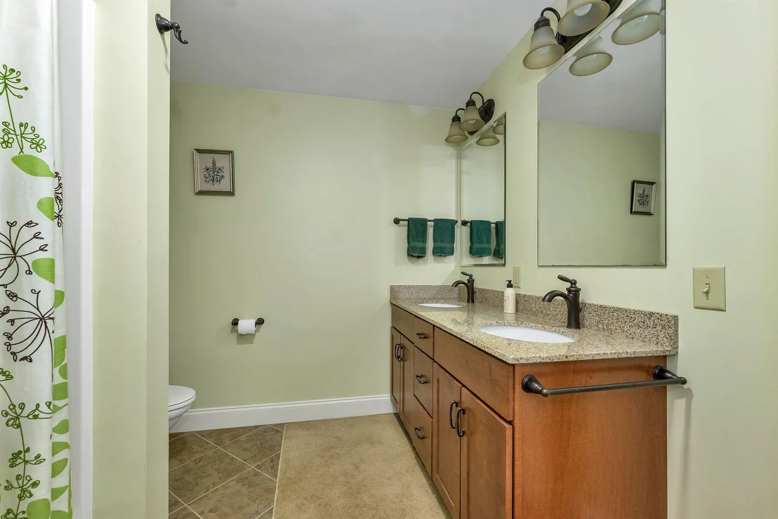 Photo of 42 Cascade Ridge