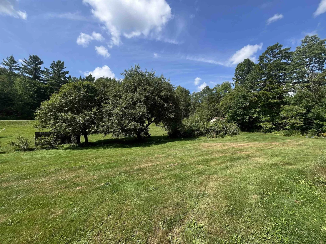 Photo of 1230 Roaring Brook