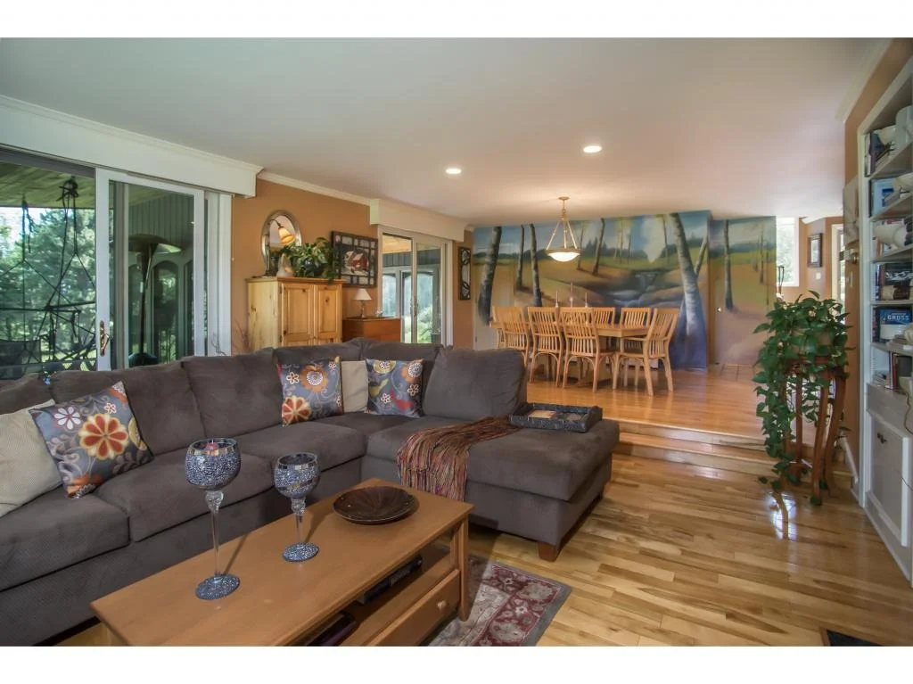 Photo of 323 Breezy Hill