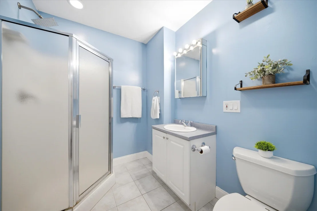 Photo of 107 Hackett Hill