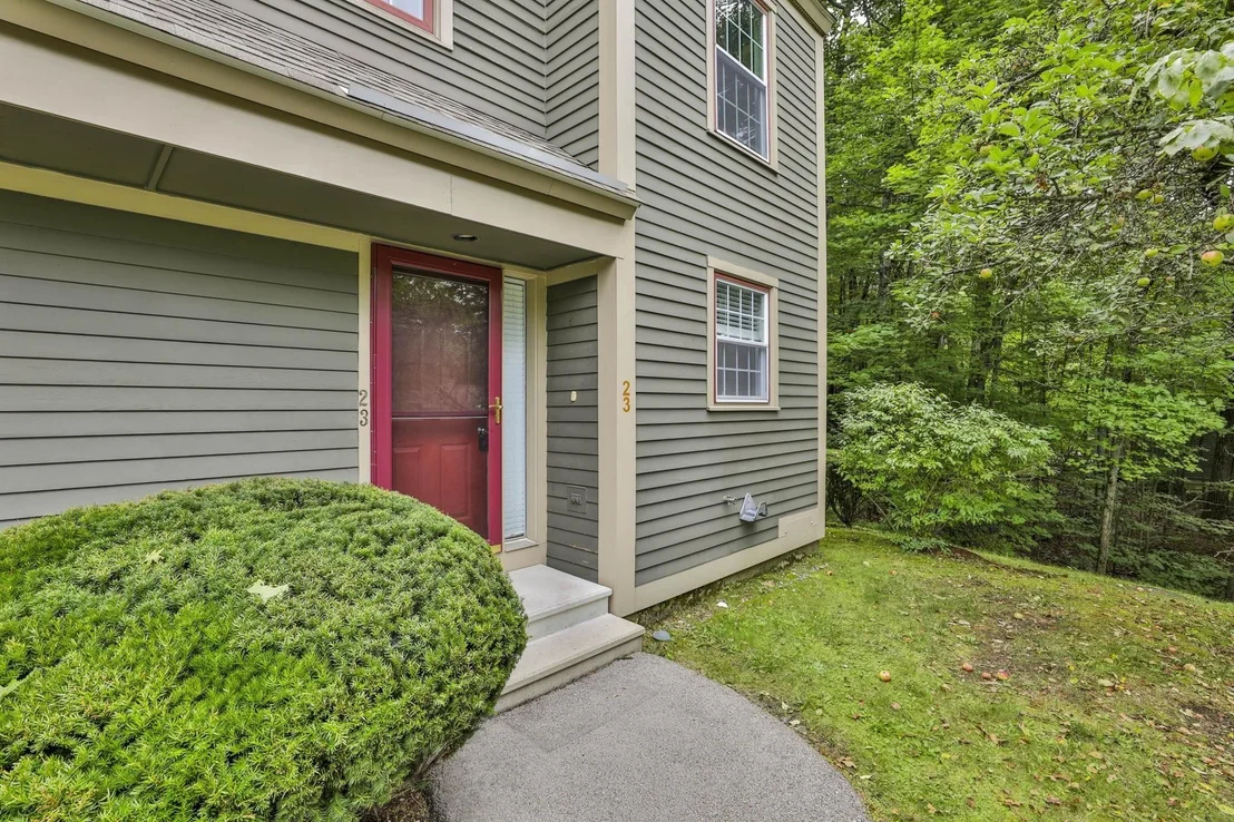 Photo of Unit 23 at 1465 Hooksett
