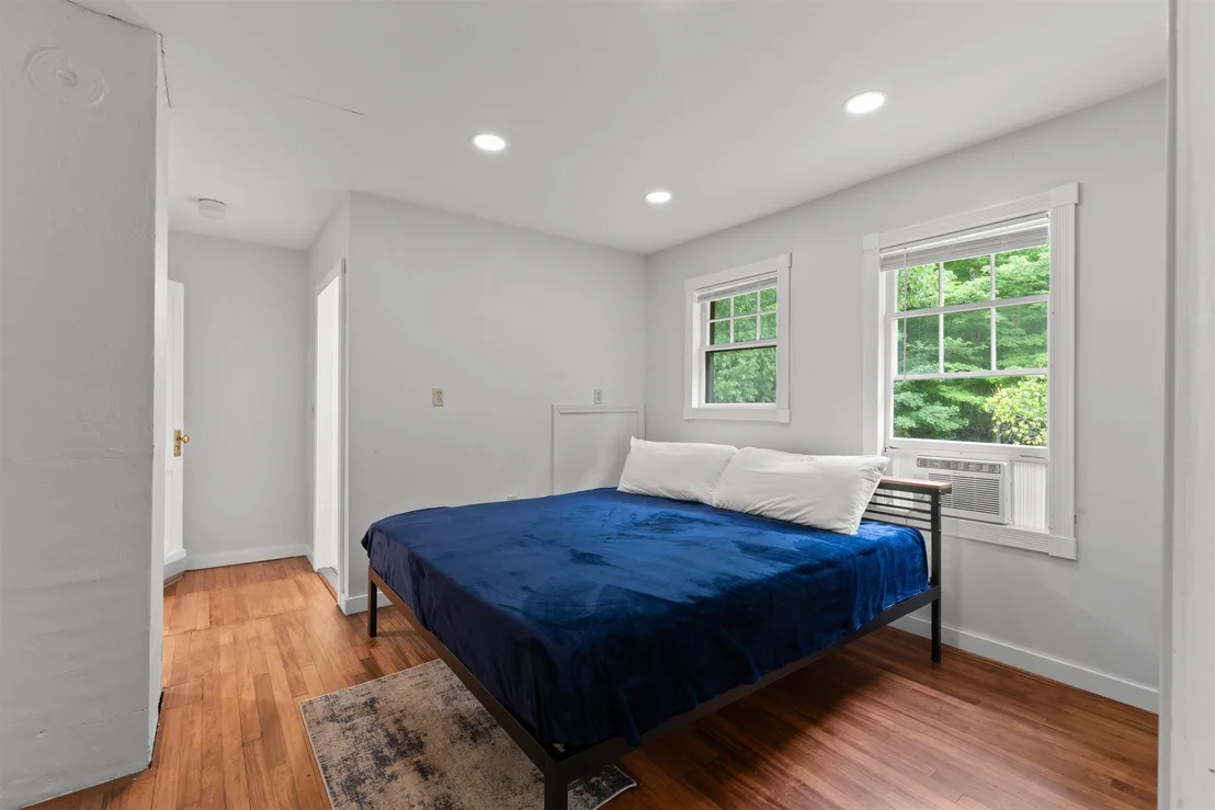 Photo of 591 White Mountain