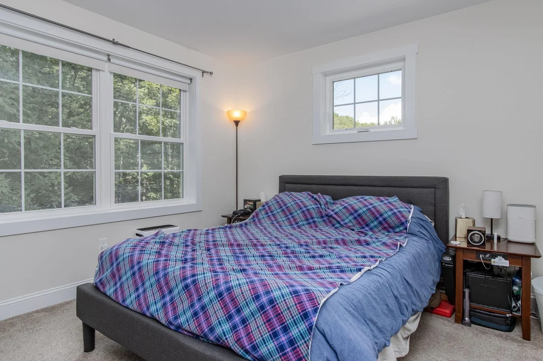 Photo of 325 Mccurdy