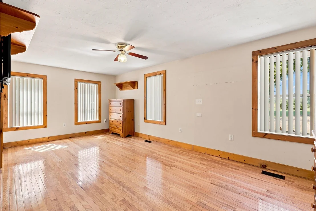 Photo of 168 Union