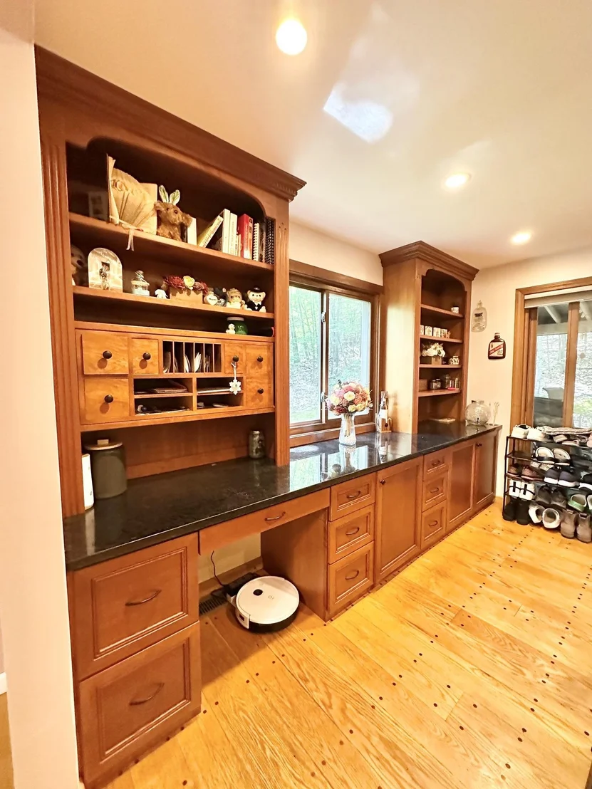 Photo of 533 Black Brook
