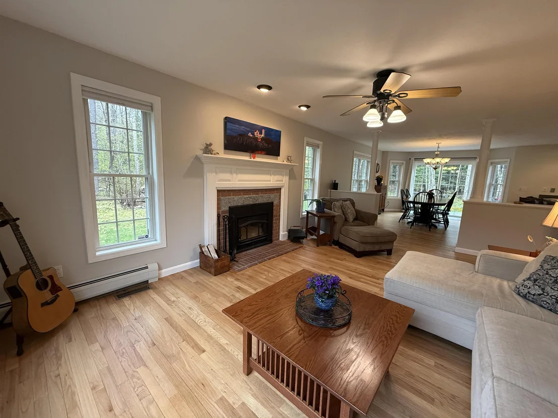 Photo of 28 Fieldstone