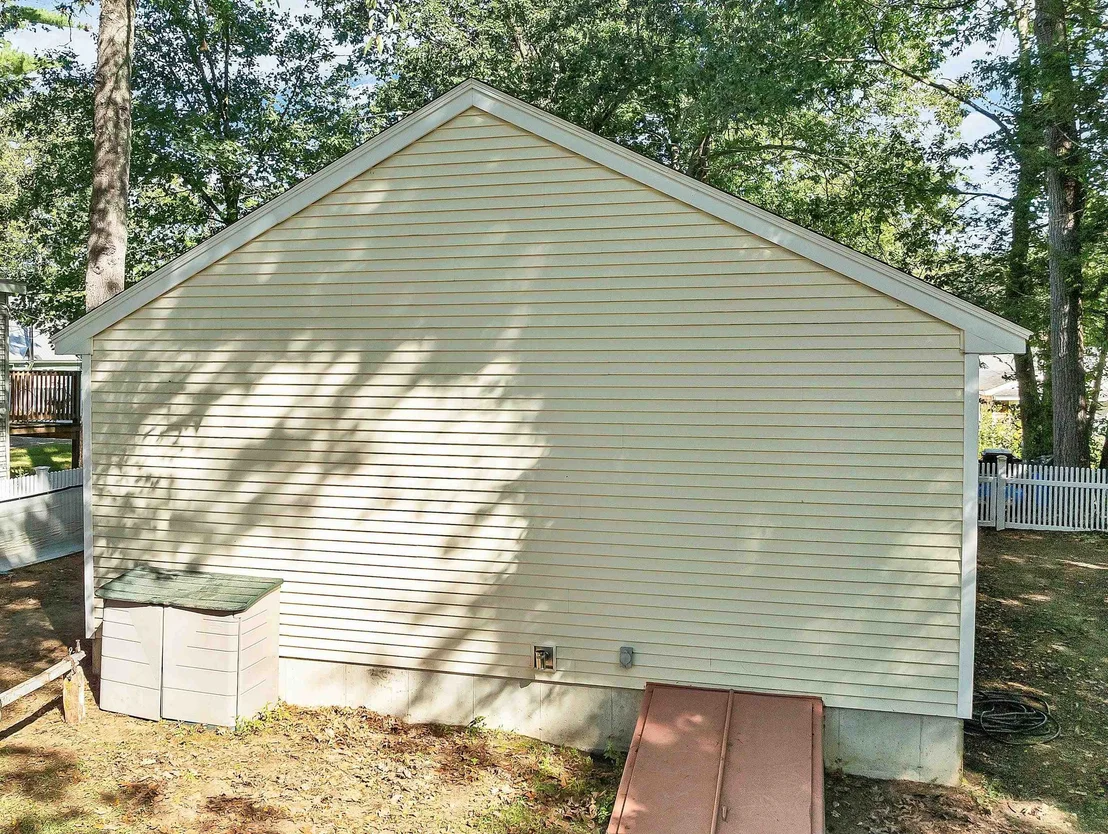 Photo of 8 Riverside